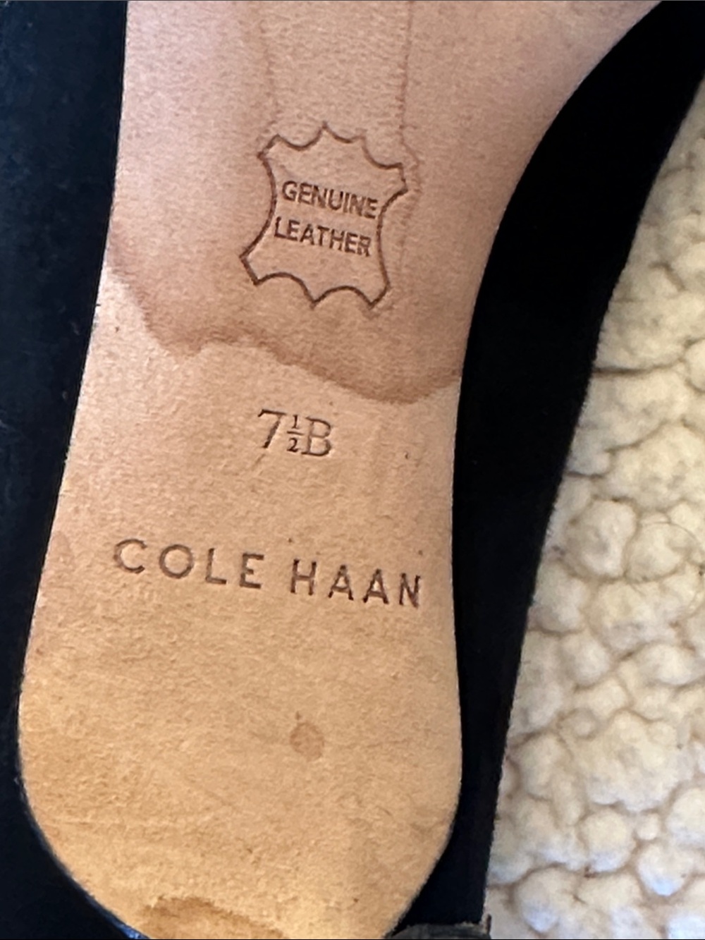 Cole Haan Vesta Black Suede Pointed-Toe Kitten Heel Pumps Sz 7.5 - Picture 10 of 10